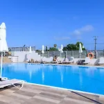 Ivory Hotel