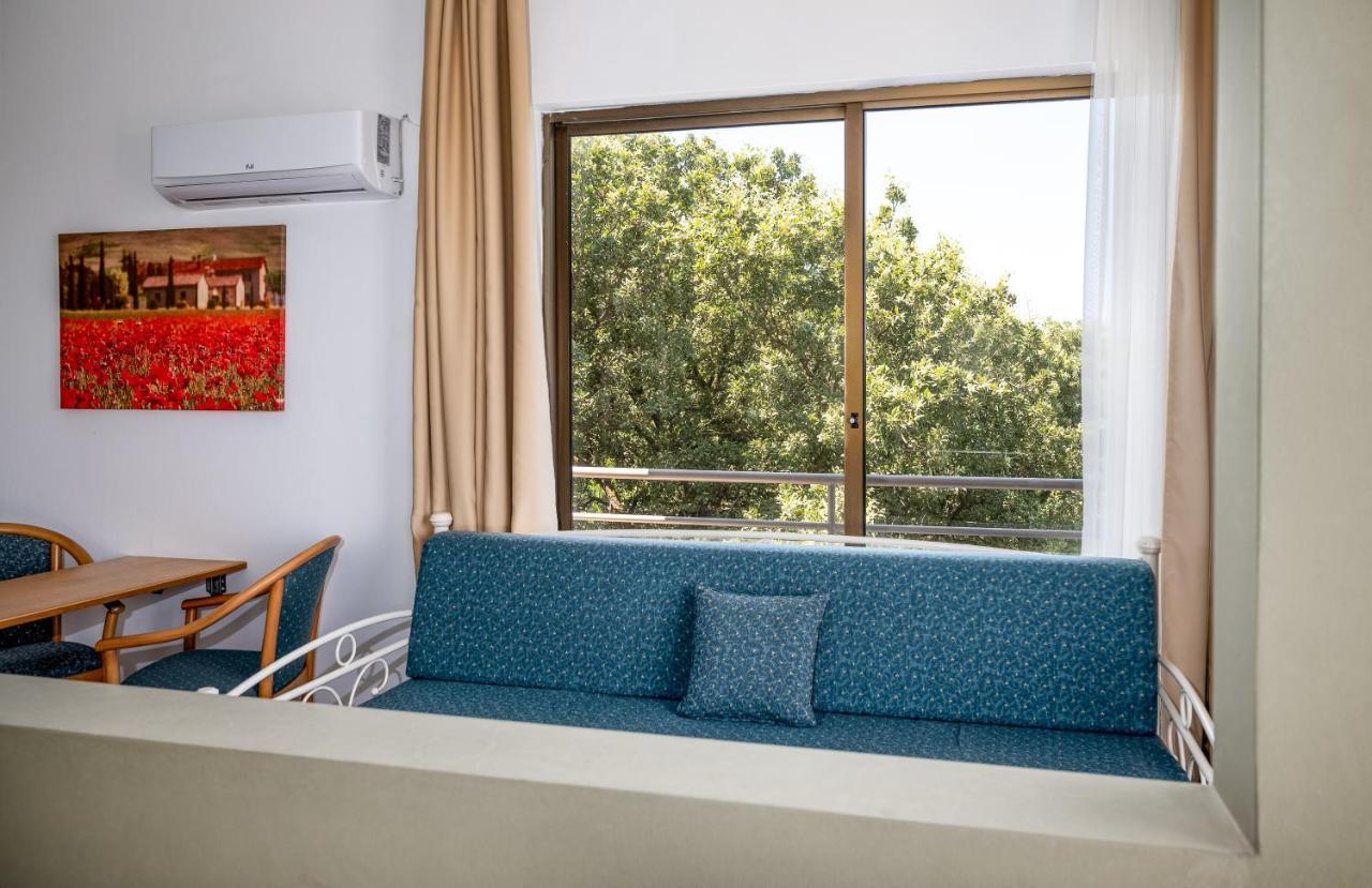 Aparthotel Ivory Theológos
